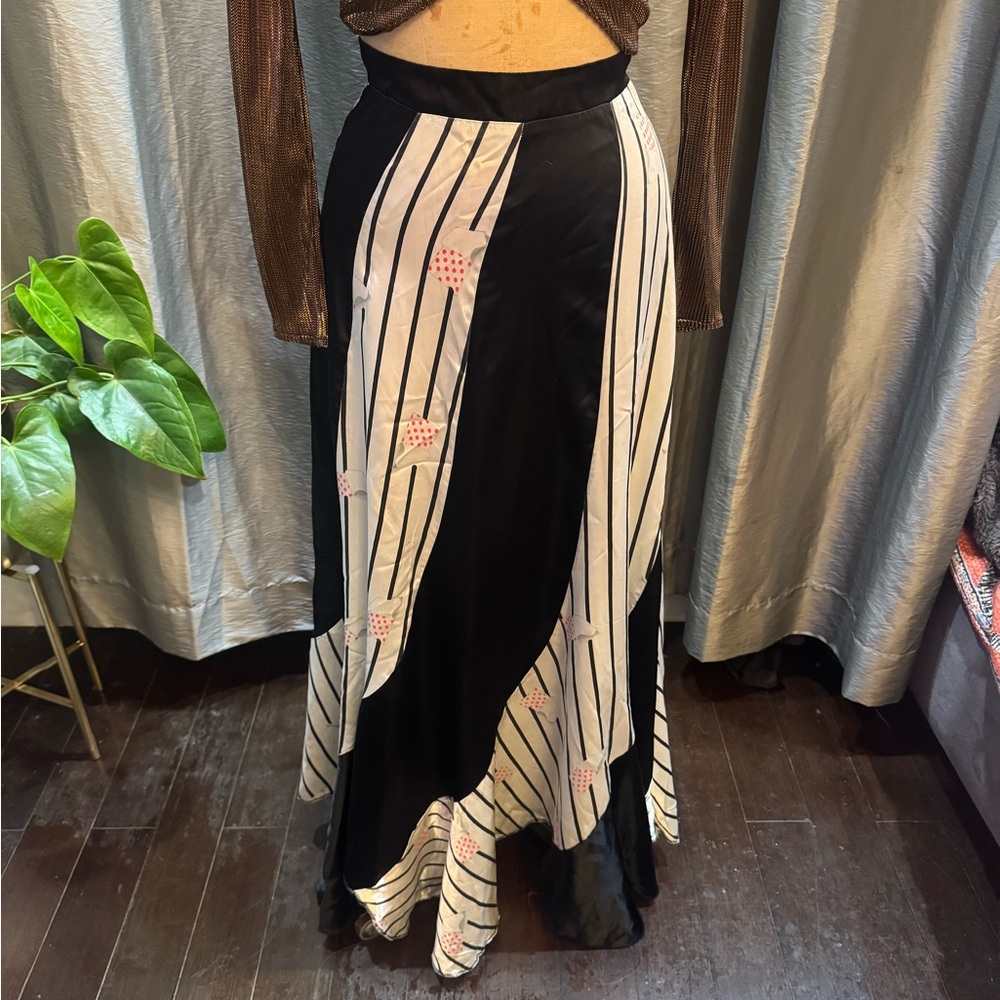 Vintage Black and White Pattern Mix Skirt